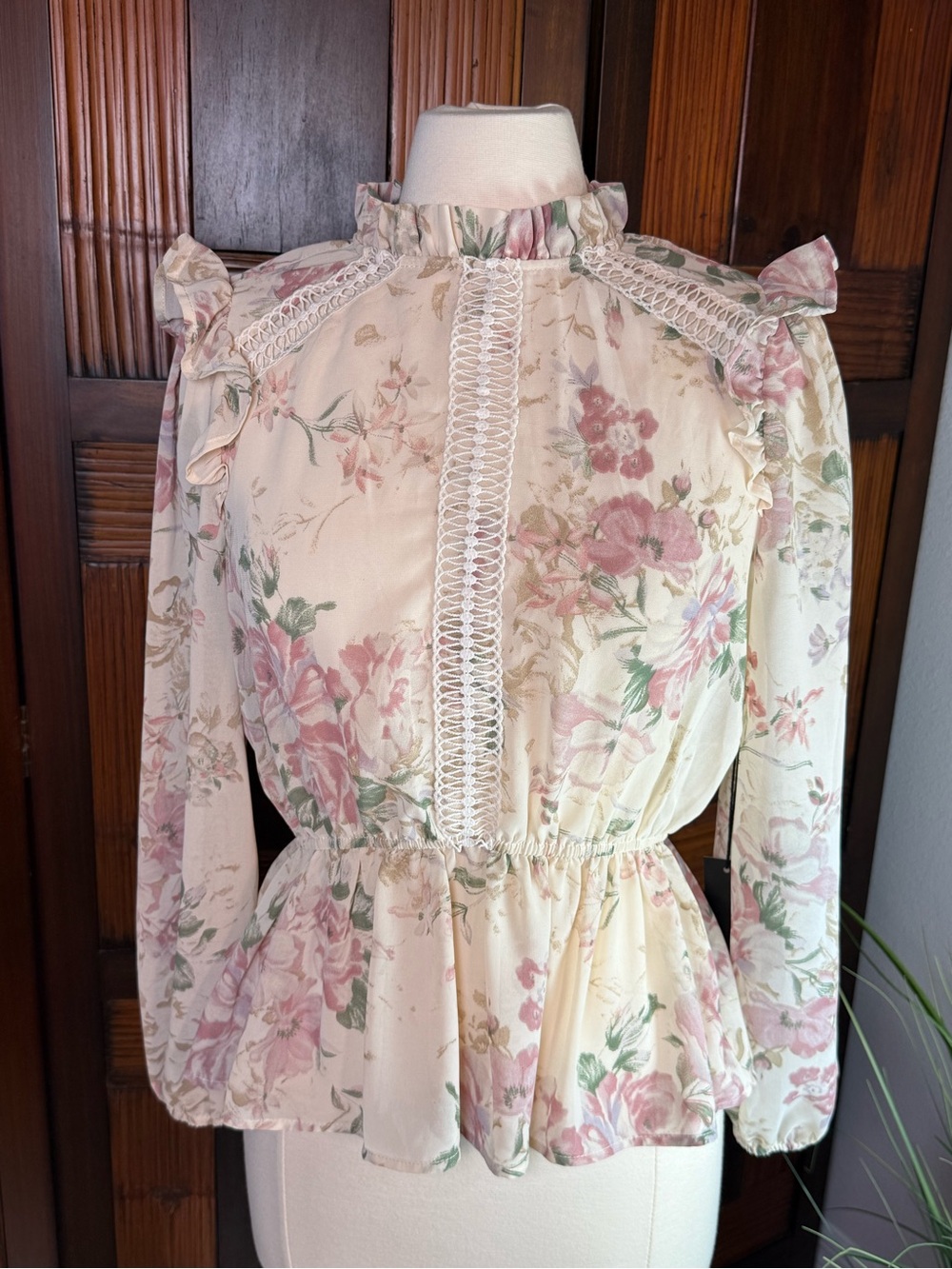 Alice Blue Floral Peplum Blouse M Ruffle Lace Long Sleeve Cottagecore Boho NWT - Picture 2 of 14